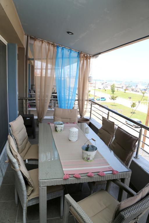 Lakis Luxury Apartment كيراموتي المظهر الخارجي الصورة